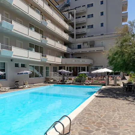 Man Lido Di Savio
