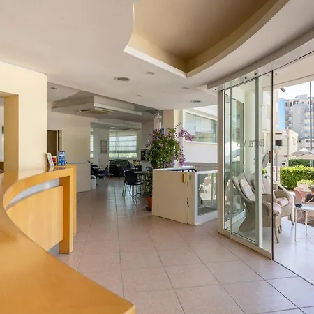Man Hotel
